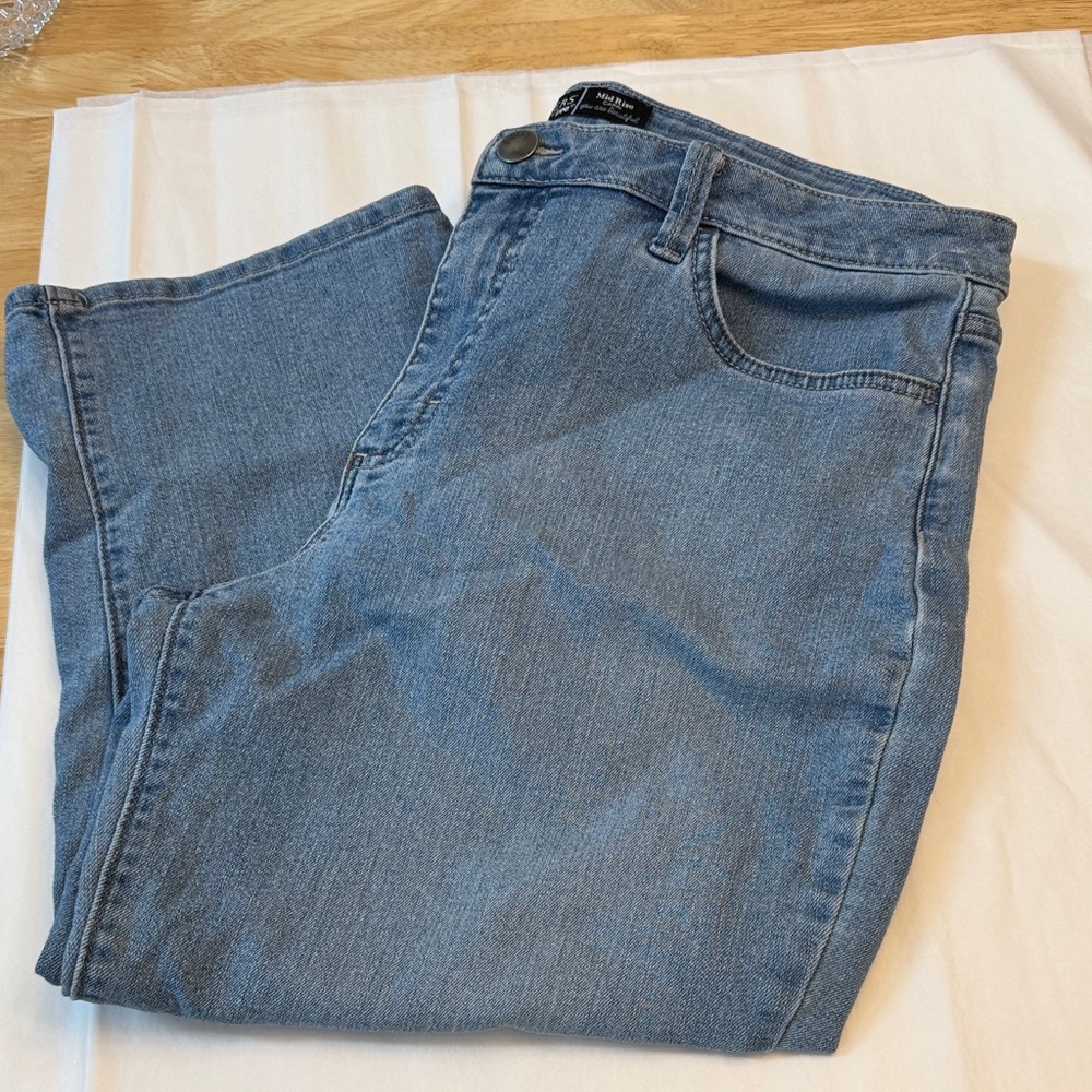 Lee Riders capri 14M Light Blue Denim Jeans, clean